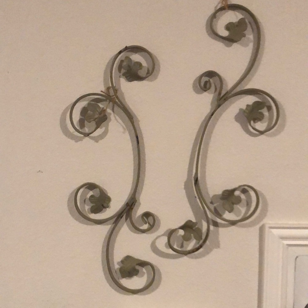 2-Piece Heavy Metal Wall Deco Floral